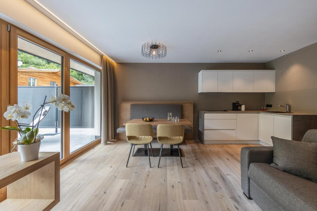 Maraias - Luxury Suites & Apartments Burgusio Eksteriør billede